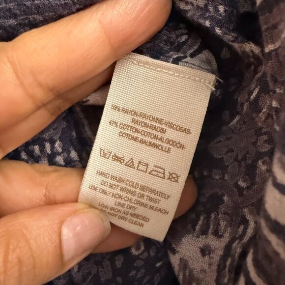 Free People Wrap Top Size Medium - Picture 7 of 8